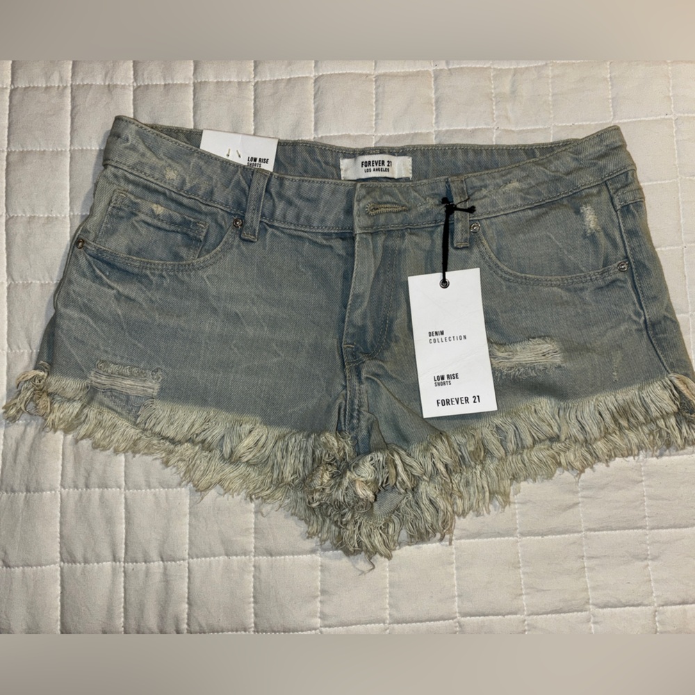 Forever 21 Light Wash Frayed Hem Denim Shorts